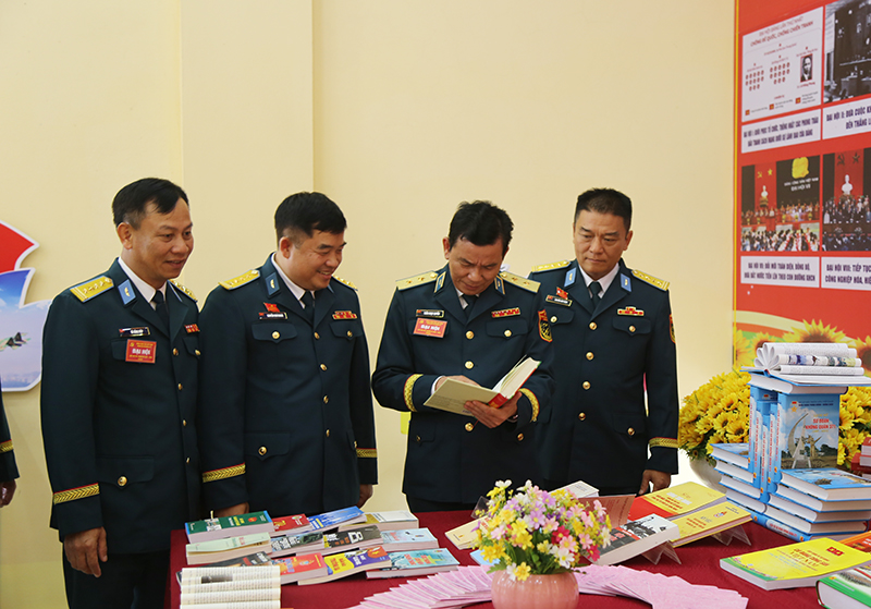 Tiếp tục xây dựng Sư đoàn 371 “Cách mạng, chính quy, tinh nhuệ, hiện đại”