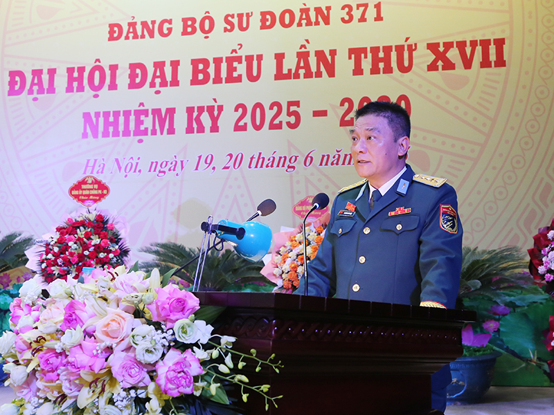 Tiếp tục xây dựng Sư đoàn 371 “Cách mạng, chính quy, tinh nhuệ, hiện đại”
