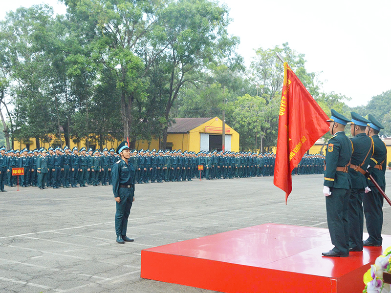 Các đơn vị trong Quân chủng Phòng không - Không quân tổ chức Lễ tuyên thệ chiến sĩ mới năm 2025
