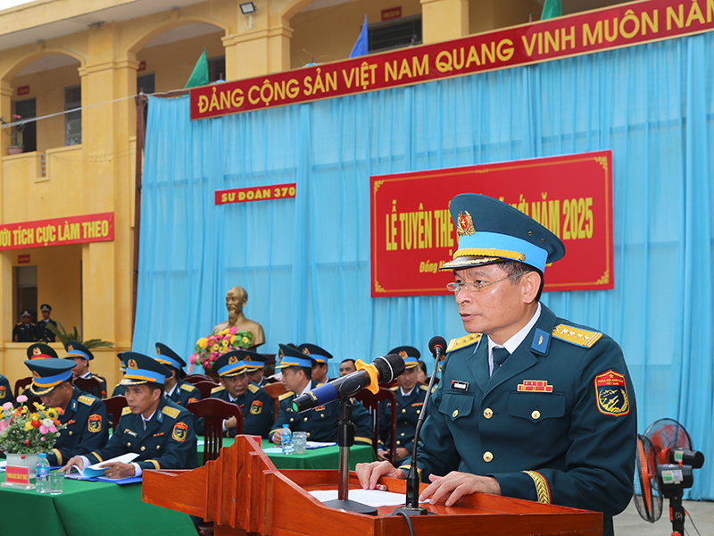 Các đơn vị trong Quân chủng Phòng không - Không quân tổ chức Lễ tuyên thệ chiến sĩ mới năm 2025