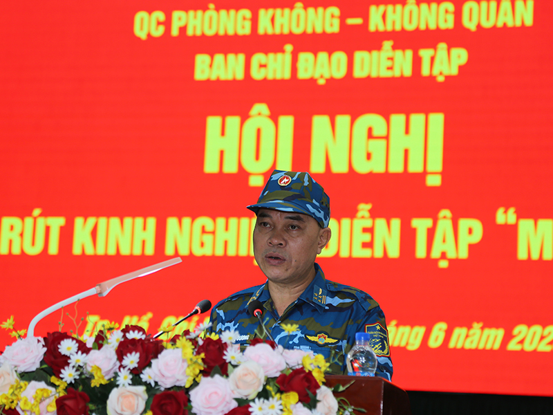 Quân chủng Phòng không - Không quân rút kinh nghiệm Diễn tập Chỉ huy - Tham mưu 1 bên 2 cấp trên bản đồ có một phần thực binh cho các đơn vị khu vực Miền Nam, Nam Trung Bộ