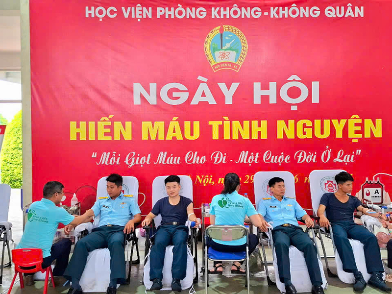 Học viện PK-KQ tổ chức Ngày hội hiến máu tình nguyện đợt 2 năm 2025