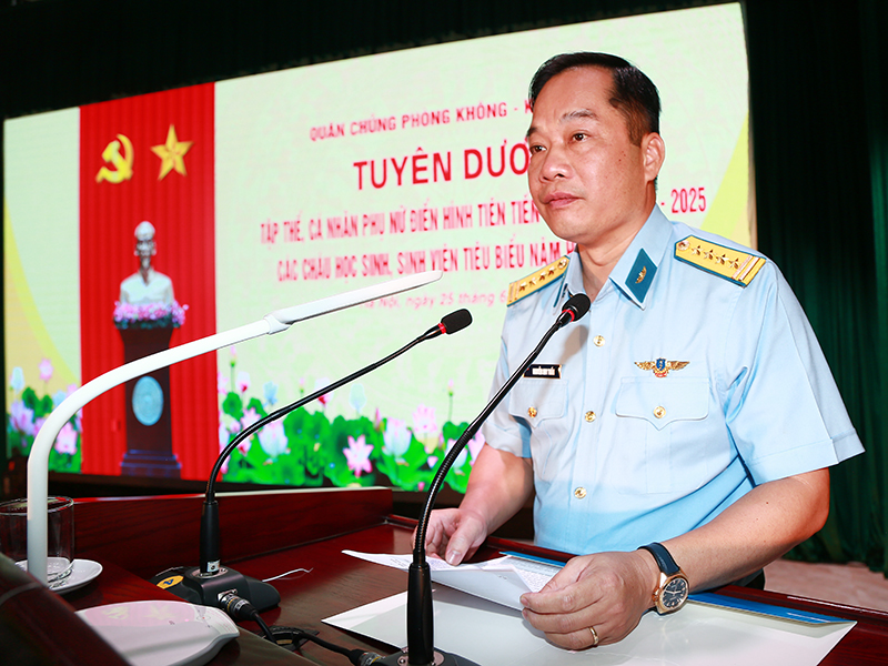 Quân chủng Phòng không - Không quân tuyên dương tập thể, cá nhân phụ nữ điển hình tiên tiến giai đoạn 2020-2025; học sinh, sinh viên tiêu biểu năm học 2024-2025