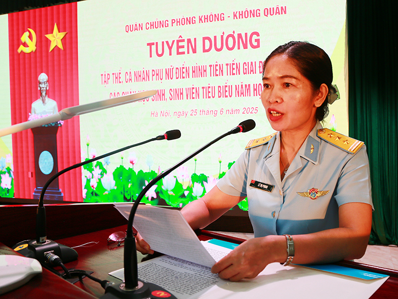 Quân chủng Phòng không - Không quân tuyên dương tập thể, cá nhân phụ nữ điển hình tiên tiến giai đoạn 2020-2025; học sinh, sinh viên tiêu biểu năm học 2024-2025