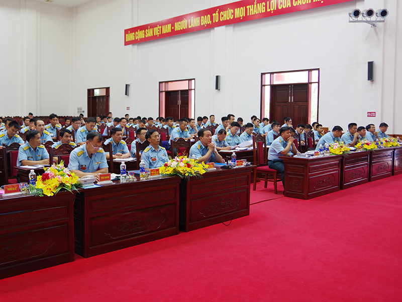 Sư đoàn 365 sơ kết nhiệm vụ huấn luyện chiến đấu, xây dựng chính quy, quản lý kỷ luật, xây dựng điểm, cải cách hành chính và chuyển đổi số 6 tháng đầu năm 2025