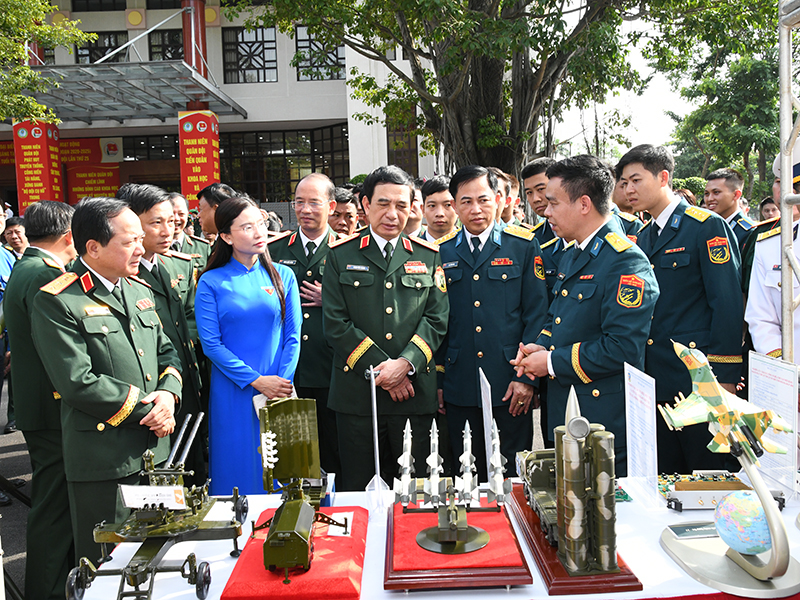 Bộ Quốc phòng tổng kết 5 năm Giải thưởng “Tuổi trẻ sáng tạo” trong Quân đội (2020-2025) và trao Giải thưởng lần thứ 25