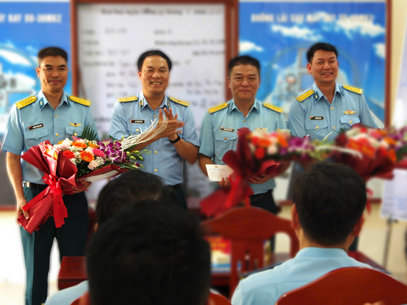 Sư đoàn 371 tổ chức ban bay cán bộ tại Sân bay Kép
