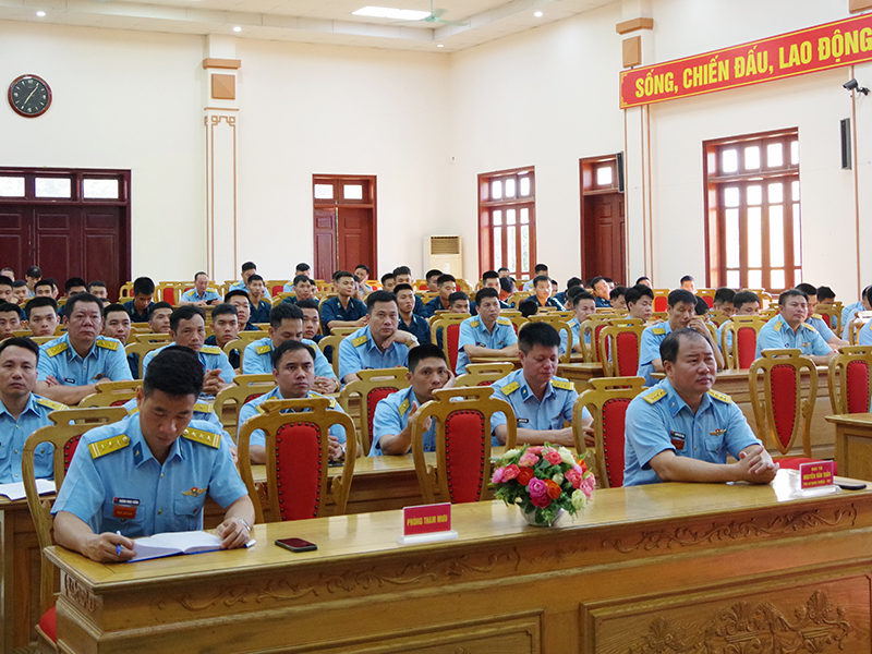 Các đơn vị trong Quân chủng Phòng không - Không quân phát động Phong trào thi đua “Đổi mới sáng tạo, chuyển đổi số” và “Bình dân học vụ số”