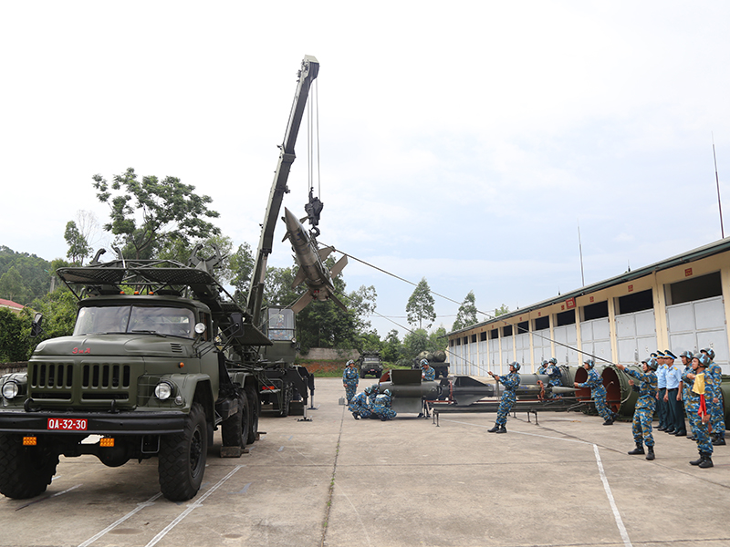 Trung đoàn 284 sẵn sàng cho nhiệm vụ hội thao diễn tập phân đội Kỹ thuật Tên lửa S-125M