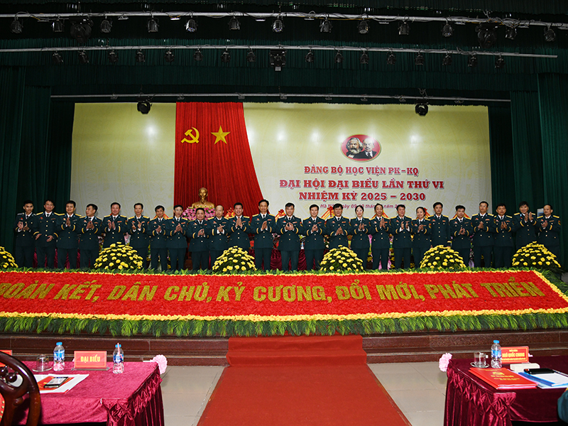 Lãnh đạo xây dựng Học viện Phòng không - Không quân “Cách mạng, chính quy, chuẩn hóa, hiện đại”