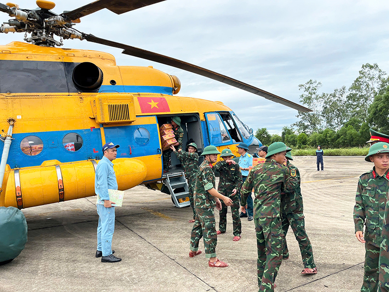Trung đoàn 916, Sư đoàn 371 tham gia cứu hộ, cứu nạn tại Tương Dương - Nghệ An.