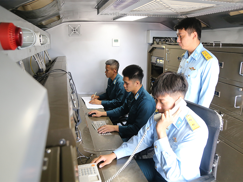 L&iacute;nh canh trời v&ugrave;ng bi&ecirc;n