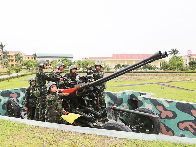 Canh trời ở Lữ đoàn Phòng không 214