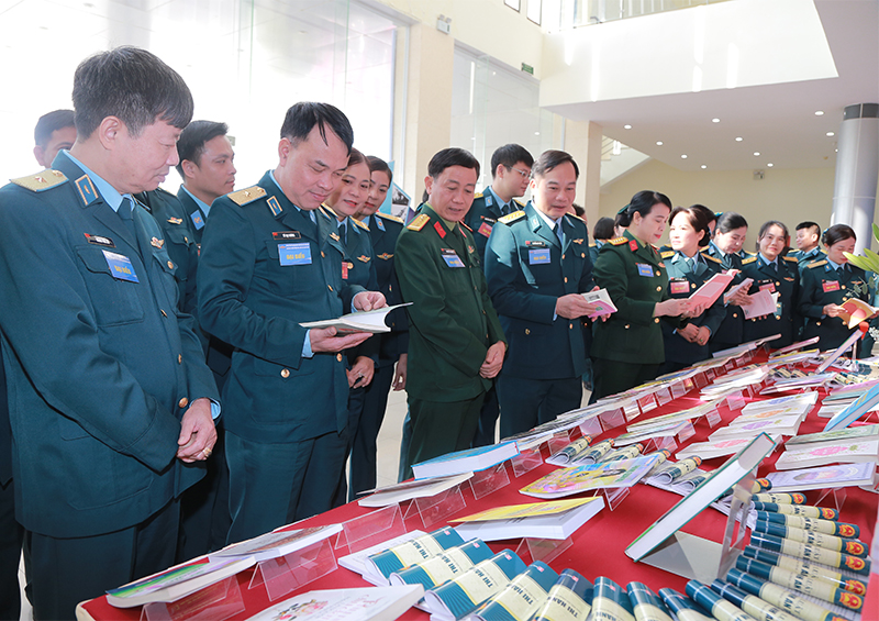 Quân chủng Phòng không - Không quân tổng kết hoạt động công tác quần chúng giai đoạn 2021-2025