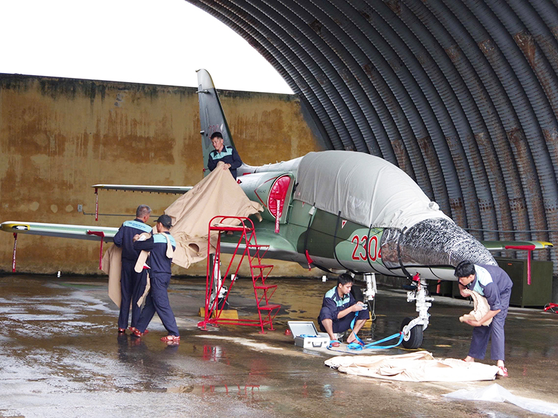 Trung đoàn 910 chủ động ứng phó bão số 13