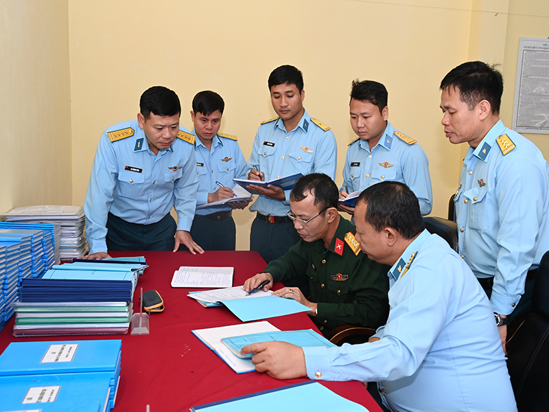 Tổng cục Chính trị kiểm tra công tác Đảng, công tác chính trị và công tác quân sự năm 2025 tại Sư đoàn 363