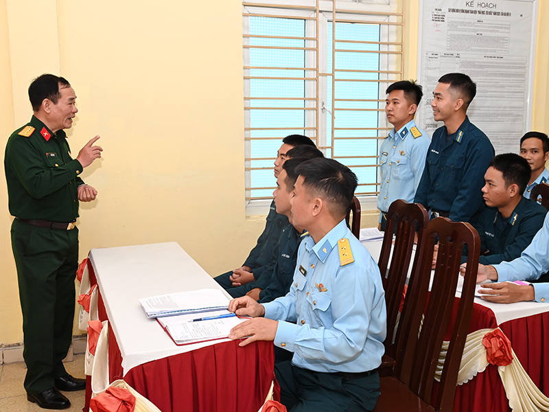 Tổng cục Chính trị kiểm tra công tác Đảng, công tác chính trị và công tác quân sự năm 2025 tại Sư đoàn 363