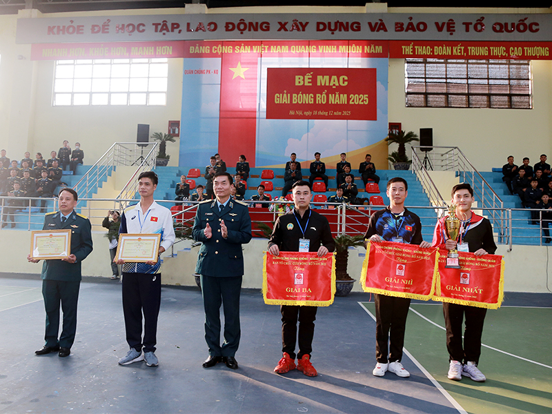 Quân chủng Phòng không - Không quân bế mạc Giải Bóng rổ năm 2025