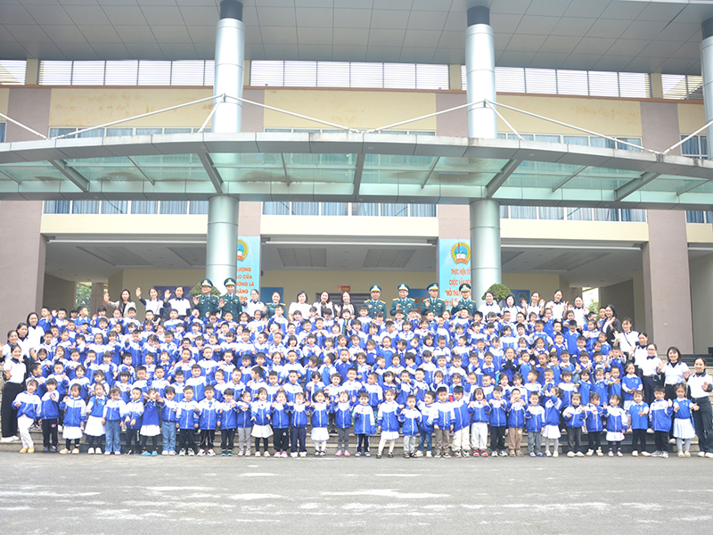 Trường mầm non Trung Sơn Trầm tham quan, trải nghiệm tại Học viện PK-KQ