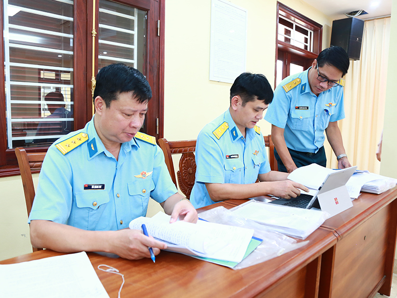 Quân chủng Phòng không - Không quân kiểm tra công tác phát triển khoa học, công nghệ, đổi mới sáng tạo, chuyển đổi số tại các đơn vị