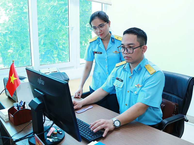 Quân chủng Phòng không - Không quân kiểm tra công tác phát triển khoa học, công nghệ, đổi mới sáng tạo, chuyển đổi số tại các đơn vị