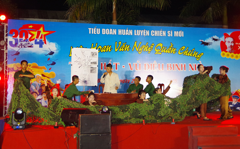 Tiểu đoàn Huấn luyện chiến sĩ mới, Sư đoàn 375 tổ chức Liên hoan văn nghệ quần chúng “Tiếng hát - Vũ điệu binh nhì”