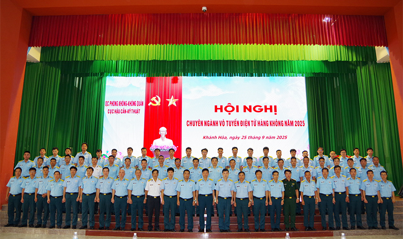 Cục Hậu cần - Kỹ thuật Phòng không - Không quân tổ chức Hội nghị chuyên ngành Vô tuyến điện tử hàng không năm 2025