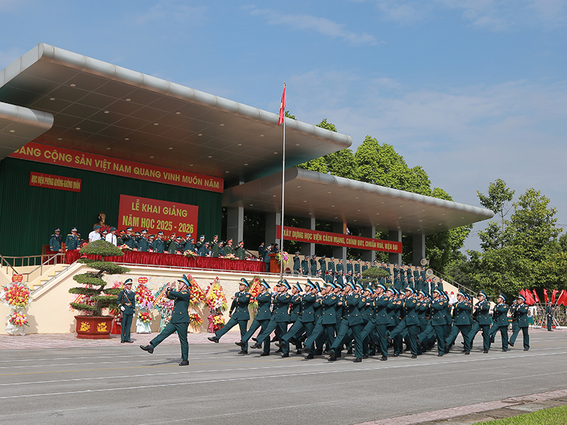 Học viện Phòng không - Không quân tiếp tục đột phá, nâng cao chất lượng đào tạo