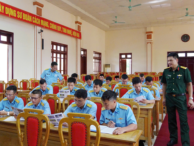 Cục Xe máy - Vận tải, Tổng cục Hậu cần Kỹ thuật kiểm tra tại Sư đoàn 365