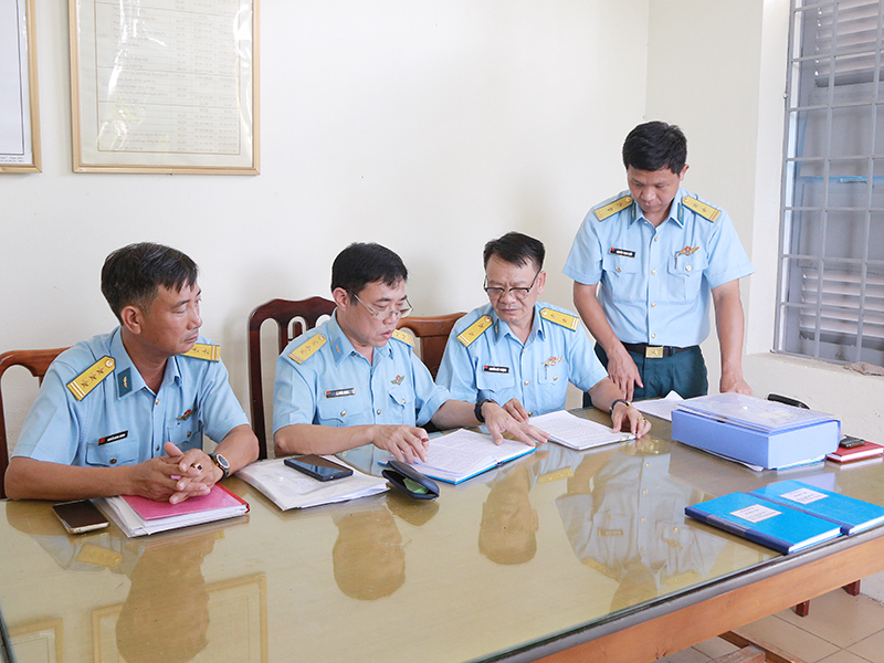 Quân chủng Phòng không - Không quân kiểm tra công tác phát triển khoa học, công nghệ, đổi mới sáng tạo, chuyển đổi số, thực hiện Đề án 06 và cải cách hành chính tại các đơn vị