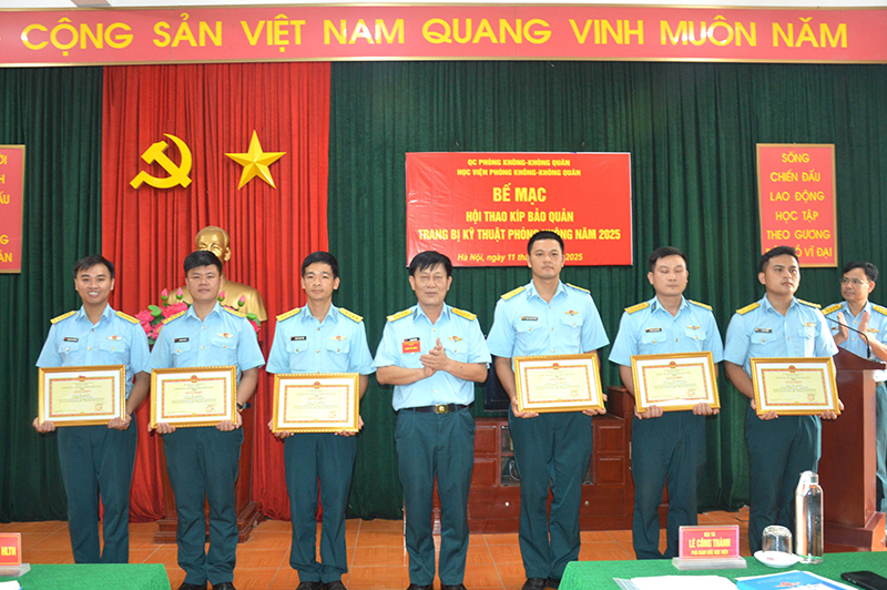 Học viện Phòng không - Không quân tổ chức Hội thao kíp bảo quản trang bị kỹ thuật Phòng không năm 2025