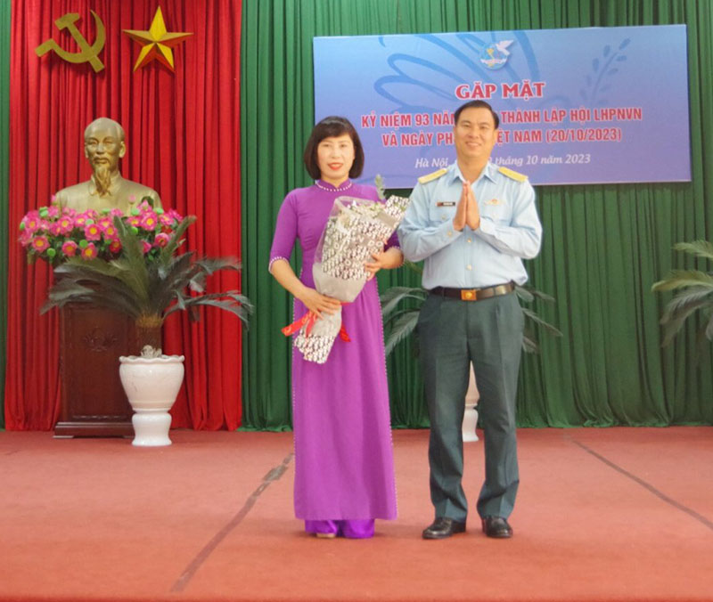 Lữ đoàn 918 tổ chức gặp mặt nhân kỷ niệm 93 năm Ngày thành lập Hội Liên hiệp Phụ nữ Việt Nam