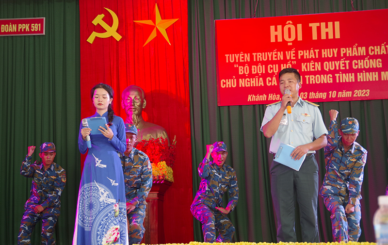 Trung đoàn 591 tổ chức Hội thi tuyên truyền về phát huy phẩm chất “Bộ đội Cụ Hồ”, kiên quyết chống chủ nghĩa cá nhân trong tình hình mới.