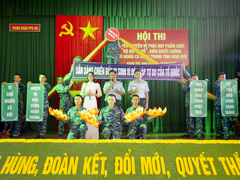 Trung đoàn 591 tổ chức Hội thi tuyên truyền về phát huy phẩm chất “Bộ đội Cụ Hồ”, kiên quyết chống chủ nghĩa cá nhân trong tình hình mới.