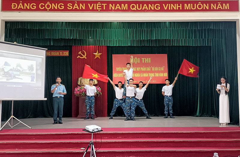 Trung đoàn Tên lửa 236 tổ chức Hội thi tuyên truyền phát huy phẩm chất “Bộ đội Cụ Hồ”, kiên quyết chống chủ nghĩa cá nhân trong tình hình mới