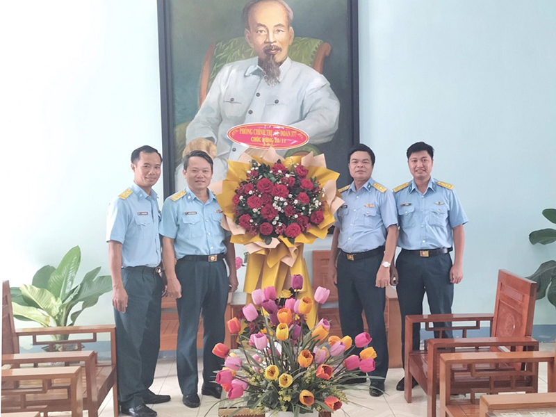 Sư đoàn 377 chúc mừng các nhà trường nhân dịp kỷ niệm Ngày Nhà giáo Việt Nam 20-11
