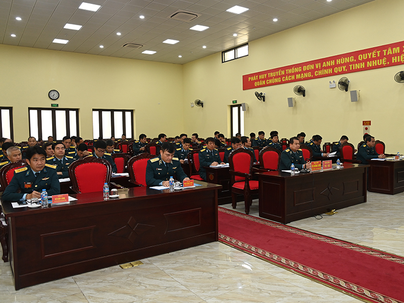 Quân chủng PK - KQ tổ chức Hội nghị tổng kết xây dựng đơn vị điểm về huấn luyện điều lệnh, xây dựng chính quy, quản lý kỷ luật năm 2023