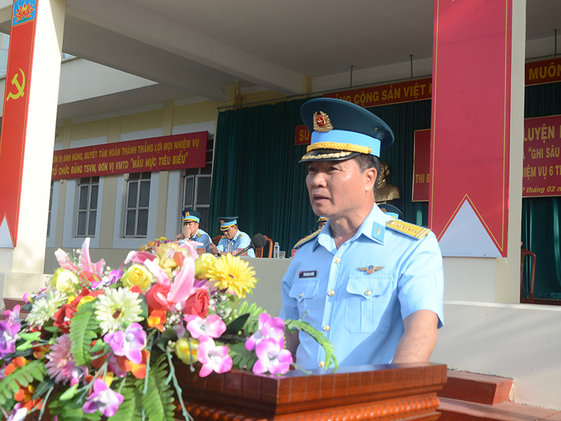 Khối cơ quan Sư đoàn 370 và Tiểu đoàn Căn cứ Sân bay Tân Sơn Nhất tổ chức Lễ ra quân huấn luyện năm 2023