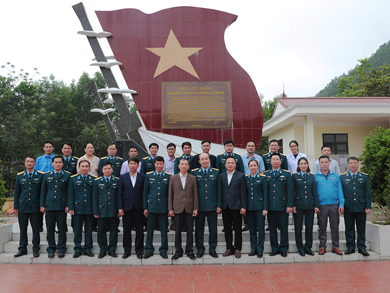 Quân chủng Phòng không - Không quân hành quân về nguồn tại xã Bộc Nhiêu, huyện Định Hóa, tỉnh Thái Nguyên