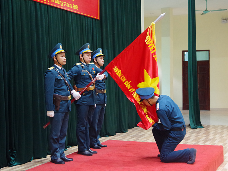 Trường Cao đẳng Kỹ thuật PK-KQ tổ chức Lễ tốt nghiệp các khóa đào tạo Hạ sĩ quan chỉ huy, Nhân viên chuyên môn kỹ thuật