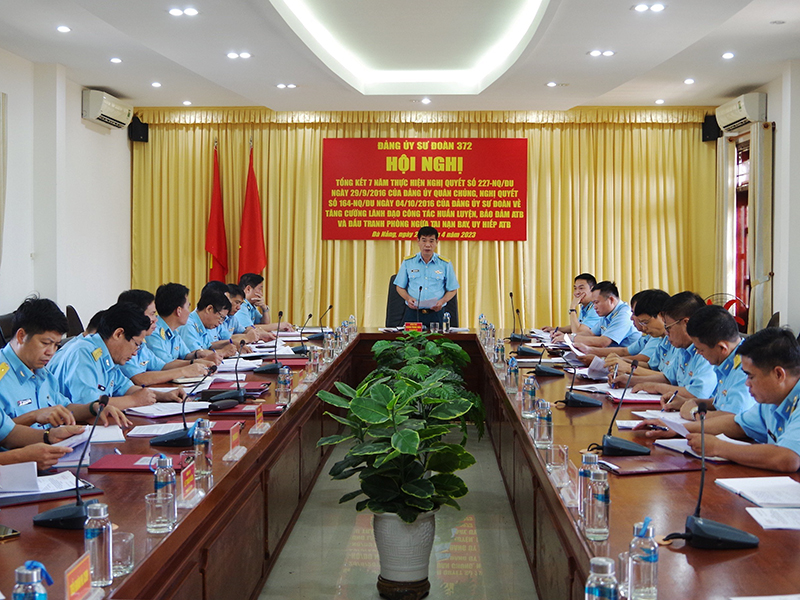 Đảng ủy Sư đoàn 372 tổng kết thực hiện Nghị quyết 227 của Đảng ủy Quân chủng Phòng không - Không quân