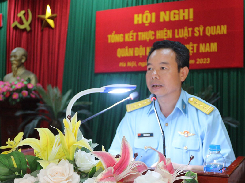 Lữ đoàn Không quân 918 tổng kết Luật Sĩ quan Quân đội nhân dân Việt Nam