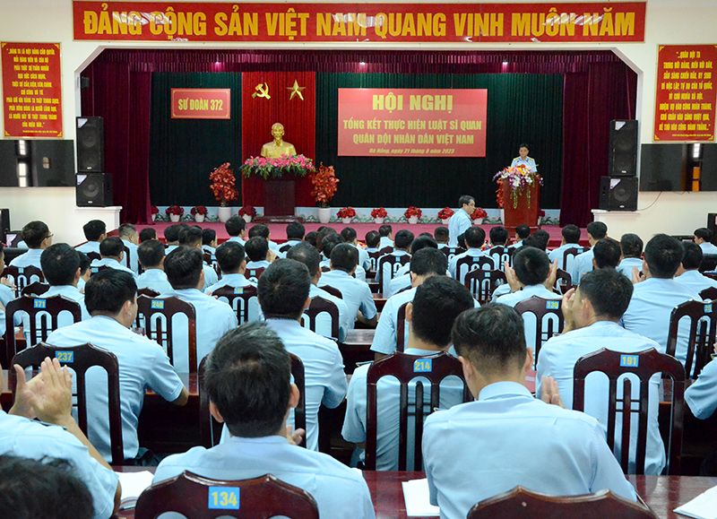 Sư đoàn 372 tổng kết thực hiện Luật Sĩ quan Quân đội nhân dân Việt Nam
