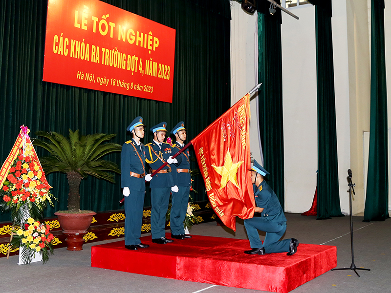 Học viện Phòng không-Không quân tổ chức Lễ tốt nghiệp các khóa học viên ra trường đợt 4 năm 2023