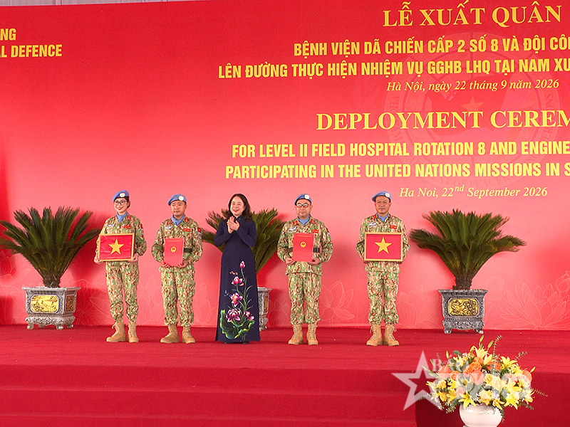 Bộ Quốc ph&ograve;ng tổ chức Lễ xuất qu&acirc;n l&ecirc;n đường thực hiện nhiệm vụ g&igrave;n giữ h&ograve;a b&igrave;nh Li&ecirc;n hợp quốc