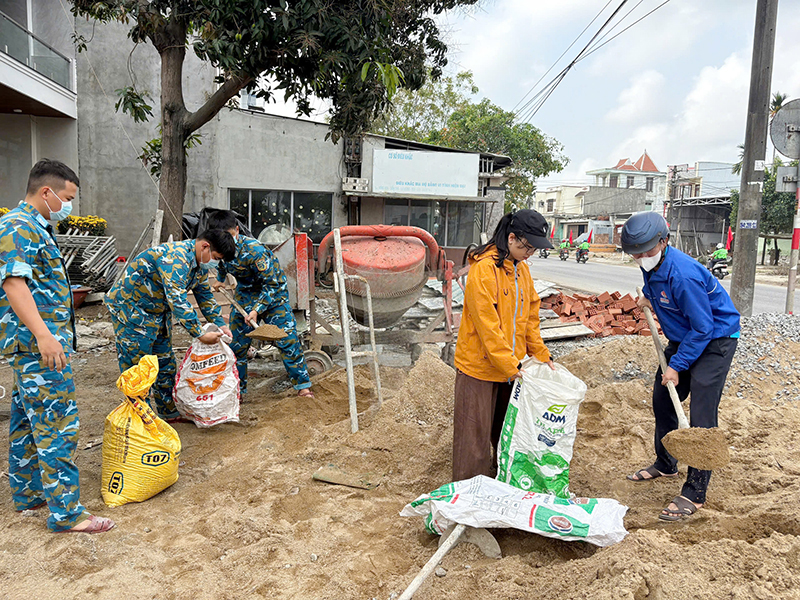 Tuổi trẻ Trung đo&agrave;n 282 lan tỏa tinh thần xung k&iacute;ch, t&igrave;nh nguyện