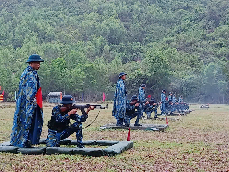 Tiểu đo&agrave;n Huấn luyện chiến sĩ mới, Sư đo&agrave;n 377 kiểm tra &ldquo;3 tiếng nổ&rdquo;