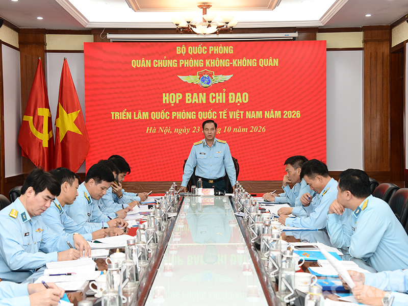 Qu&acirc;n chủng Ph&ograve;ng kh&ocirc;ng-Kh&ocirc;ng qu&acirc;n họp Ban chỉ đạo Triển l&atilde;m quốc ph&ograve;ng quốc tế Việt Nam năm 2026