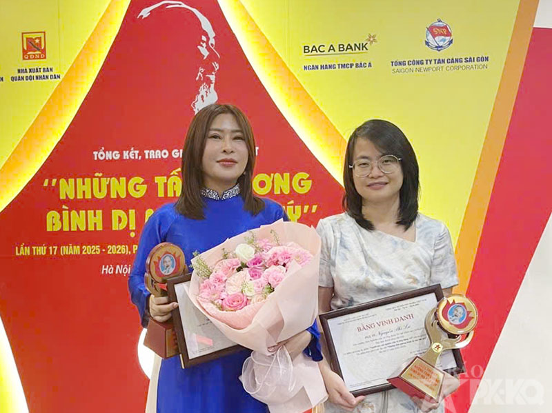 T&aacute;c giả L&ecirc; Kim Phượng ghi dấu ấn với t&aacute;c phẩm viết về nh&agrave; khoa học tr&iacute; tuệ nh&acirc;n tạo
