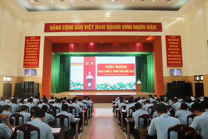 Trường Sĩ quan Kh&ocirc;ng qu&acirc;n tổ chức Hội nghị Qu&acirc;n ch&iacute;nh 6 th&aacute;ng đầu năm 2026